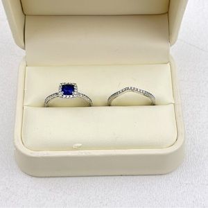 SAPPHIRE BLUE CUSHION CUBIC ZIRCONIA 925 SILVER RING SET